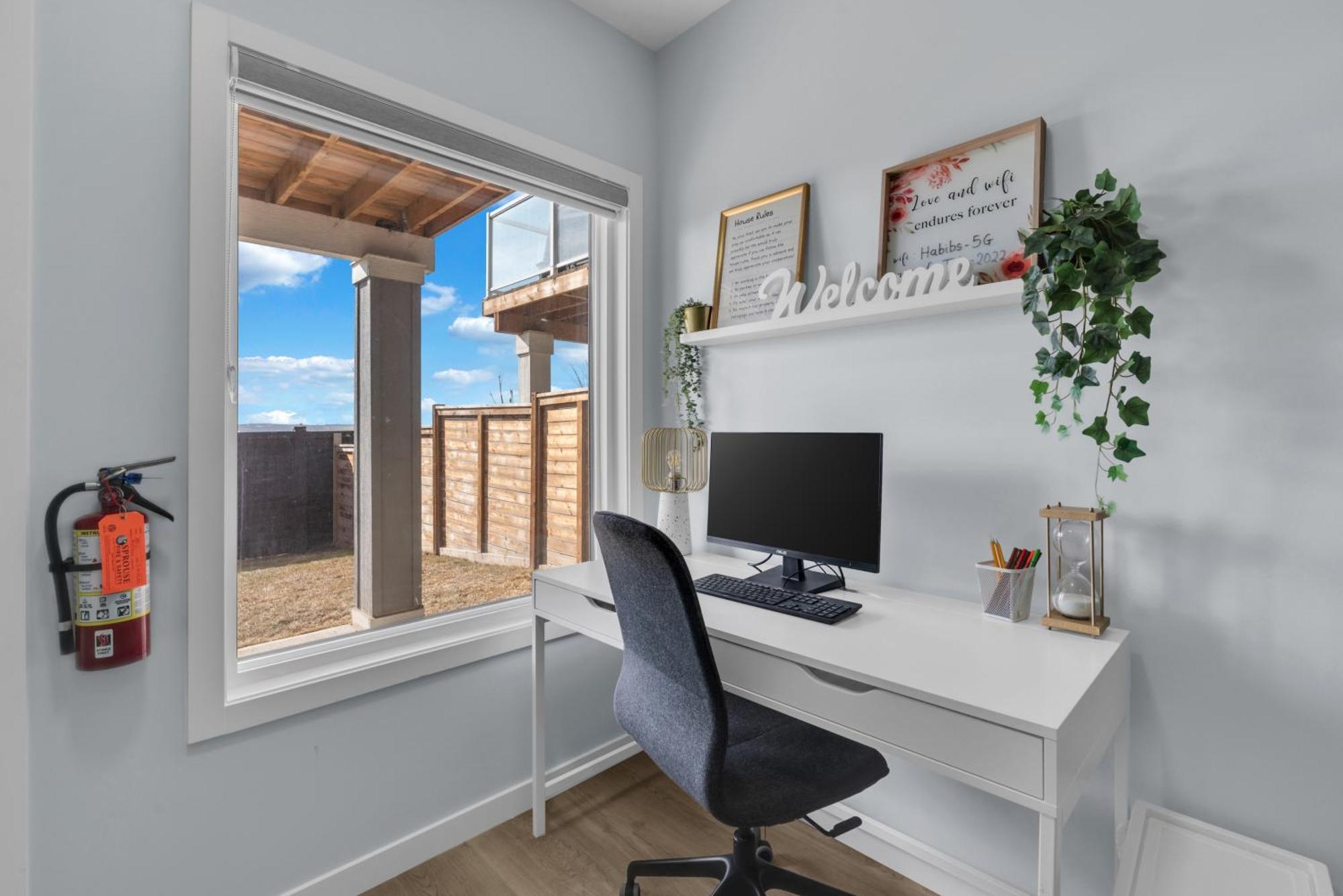 You Will Love This 2Br Guest Suite In Se YYC Exteriör bild